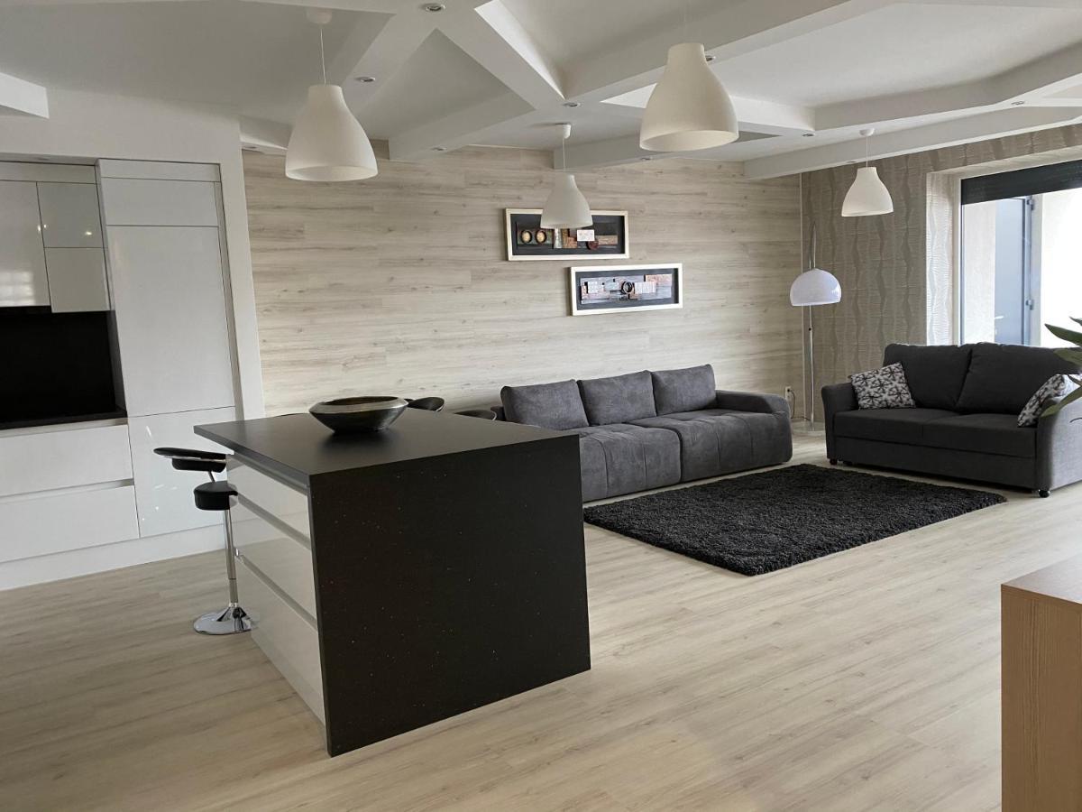 Parizsi Udvar I. Apartment Debrecen Exteriör bild